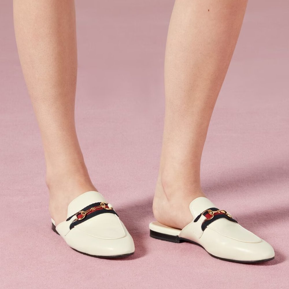GUCCI 
Leather Princetown Loafers